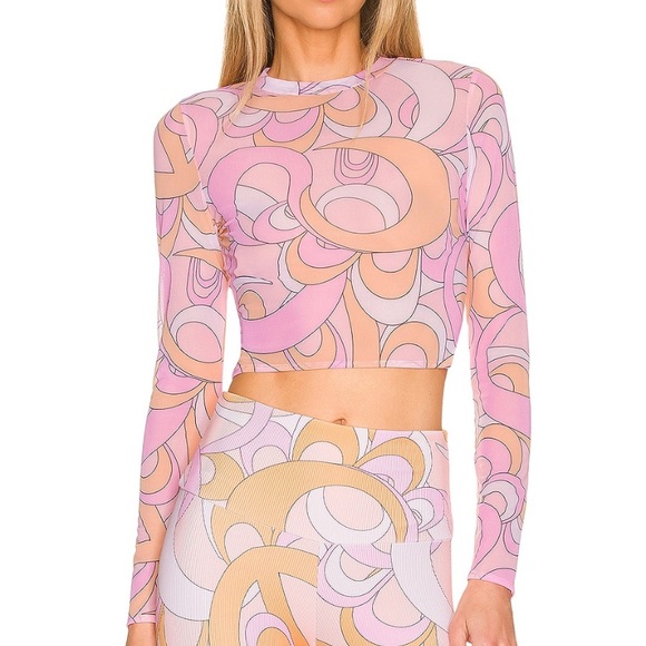 Onzie Sheer Lotus Crop Top - Picture 2 of 6